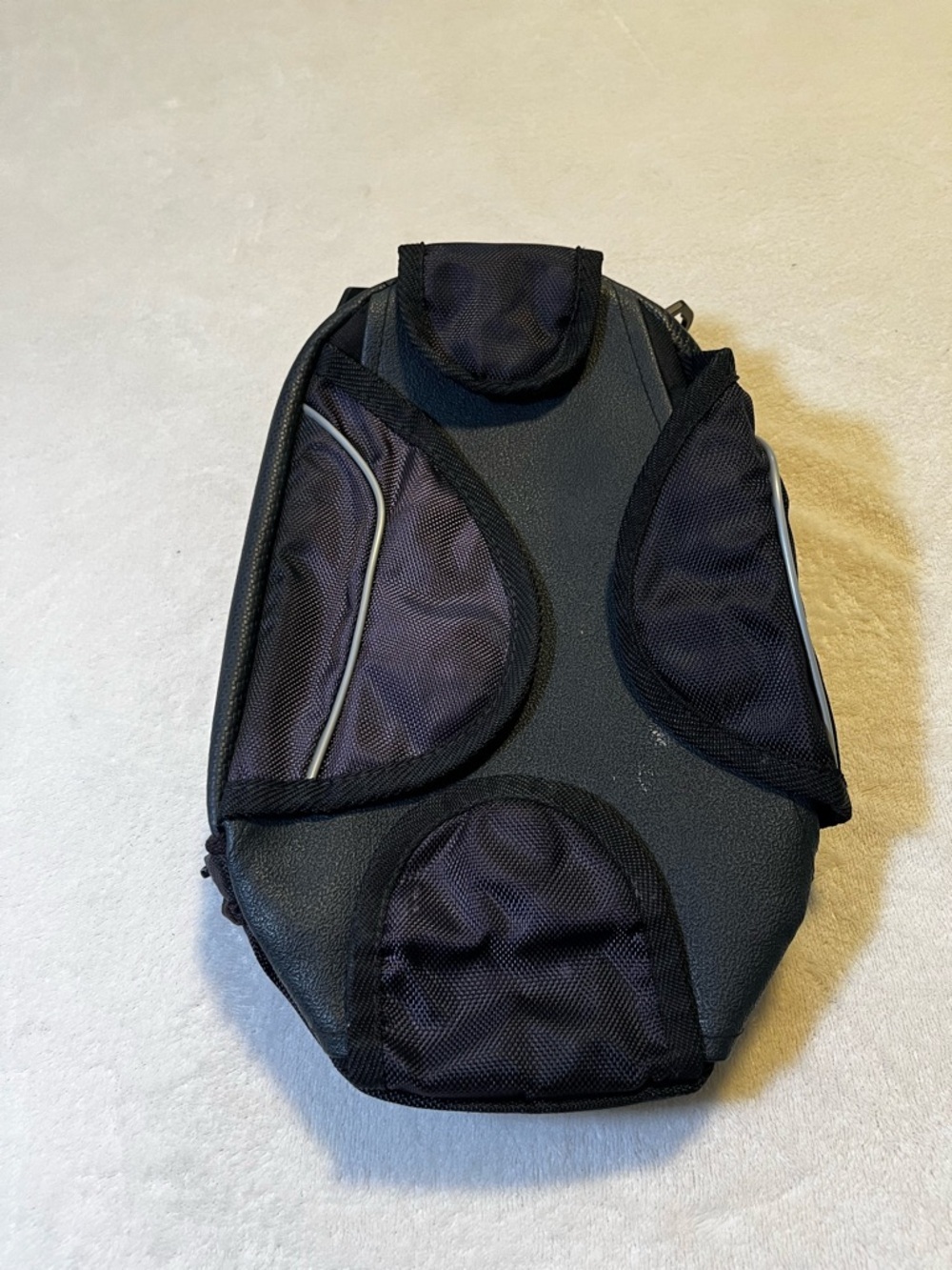 Motorcycle Tank Bag Dark purple Travel Storage Magnetic Multi Pocket Bike Bag - Picture 5 of 5